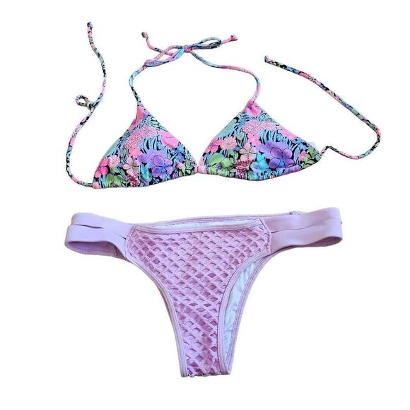 Victoria's Secret Sz S multicolor bikini set triangle padded - Picture 1 of 4